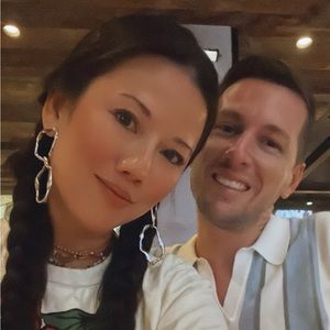 Meet your Posher, Esther